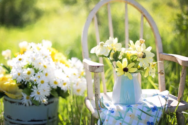 Quanto deve essere l'altezza ideale di un tavolo da giardino